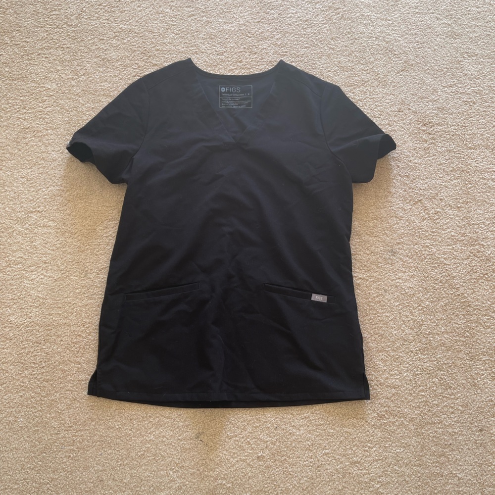 Figs Casma 3 Pocket Scrub Top